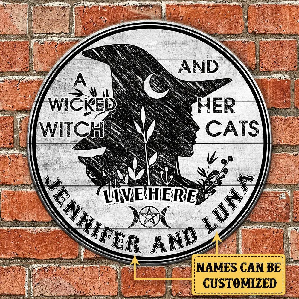 Personalized A Wicked Witch And Her Cat Live Here Pallet Wood Circle Sign.