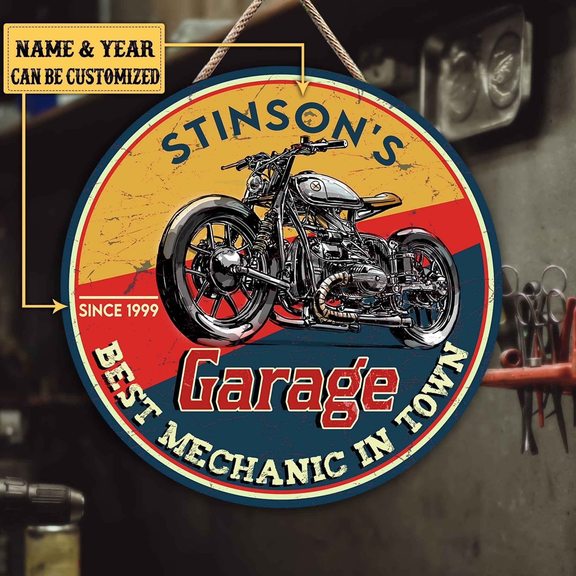 Personalized Garage Best Mechanic In Town Wood Round Sign.